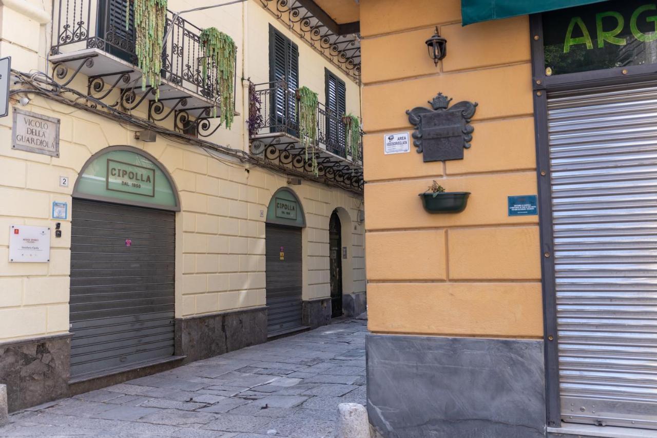 Nicolhouse - Appartamento Nel Centro Storico Di 巴勒莫 外观 照片